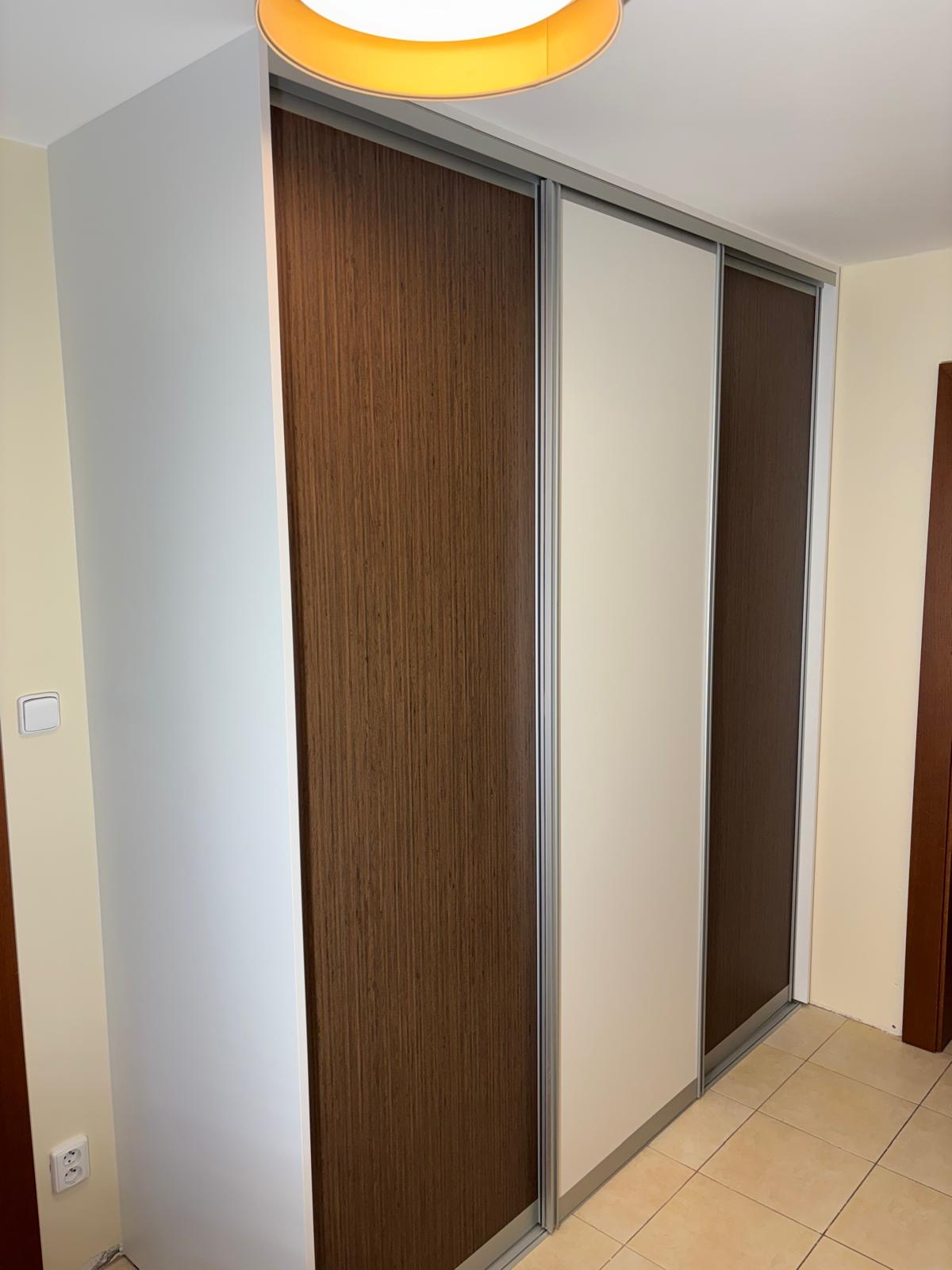 FALAT Vstavaté skrine